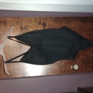 New Time and Tru Wireless Slimming Black Swimsuit Plus Size 3x 24w-26w